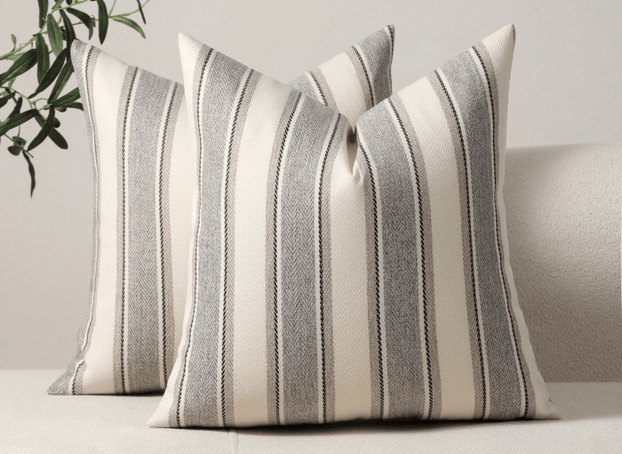 Coussin beige et gris à rayures 45x45 cm RIVIERA