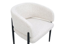 Lot de 2 chaises en velours tissé écru pieds en métal noir DIANA