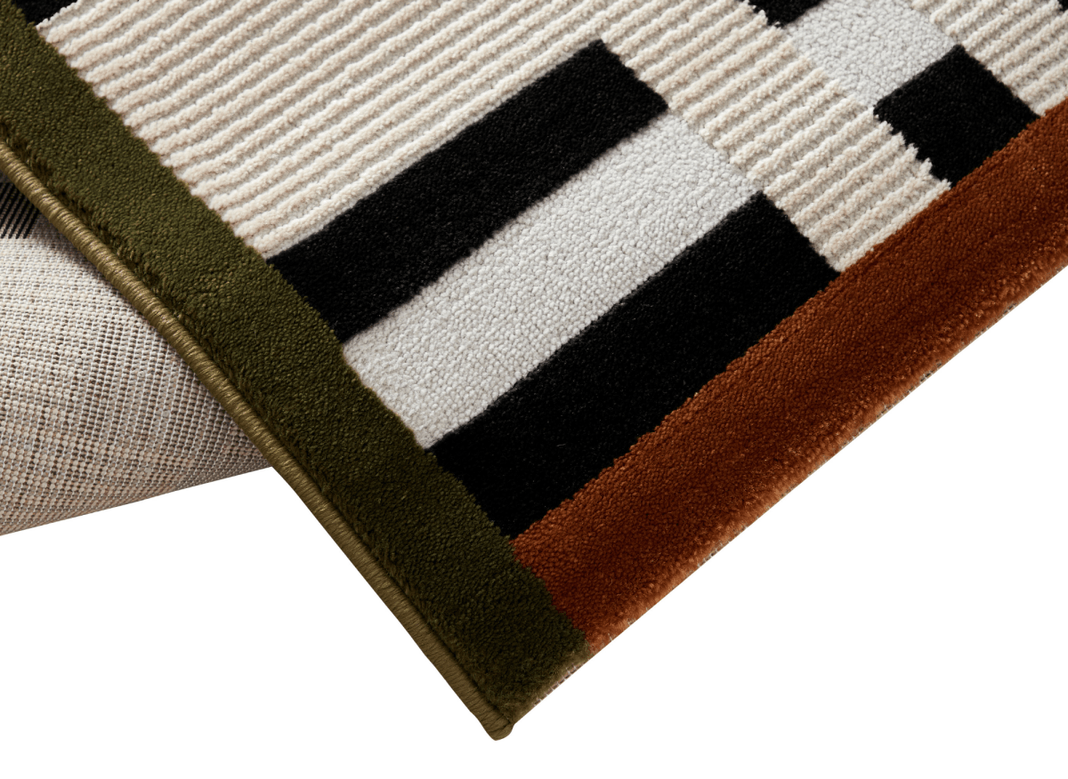 Tapis blanc à motifs noirs, verts et orange 200 x 290 cm ELINN