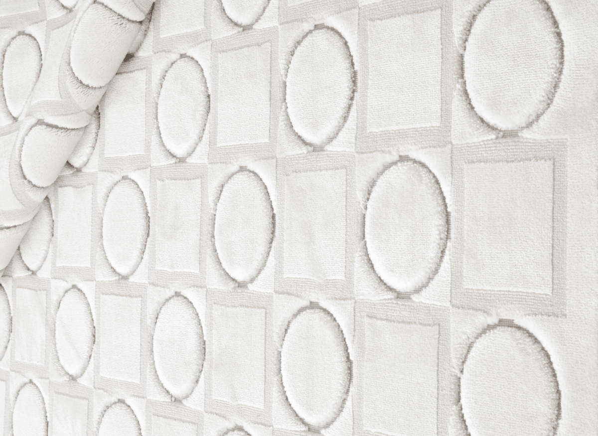 Tapis blanc écru à formes géométriques 192 x 290 cm KAELIES