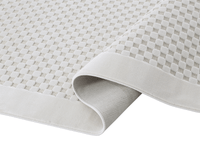 Tapis gris à motifs carreaux 200 x 290 cm MATILA