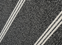 Tapis noir à motifs chevrons blancs 200 x 290 cm AIDA